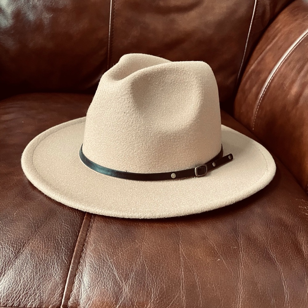 Fedora hat